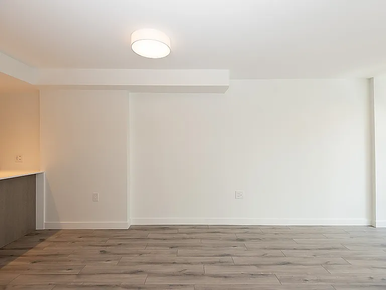 1107 Richards St #407 — Photo 6