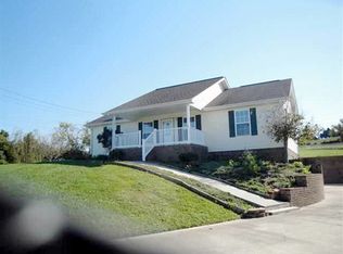 2086 Autumn Ln, Morristown, TN 37814