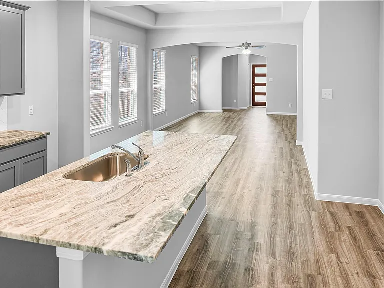 22822 Ephesus Ave — Photo 5