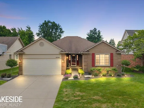 13746 Wellington Dr, Sterling Heights, MI 48313