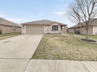109 Robin Ln, Forney, TX 75126