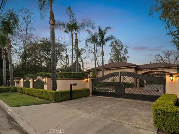 13845 Magnolia Blvd, Sherman Oaks, CA 91423