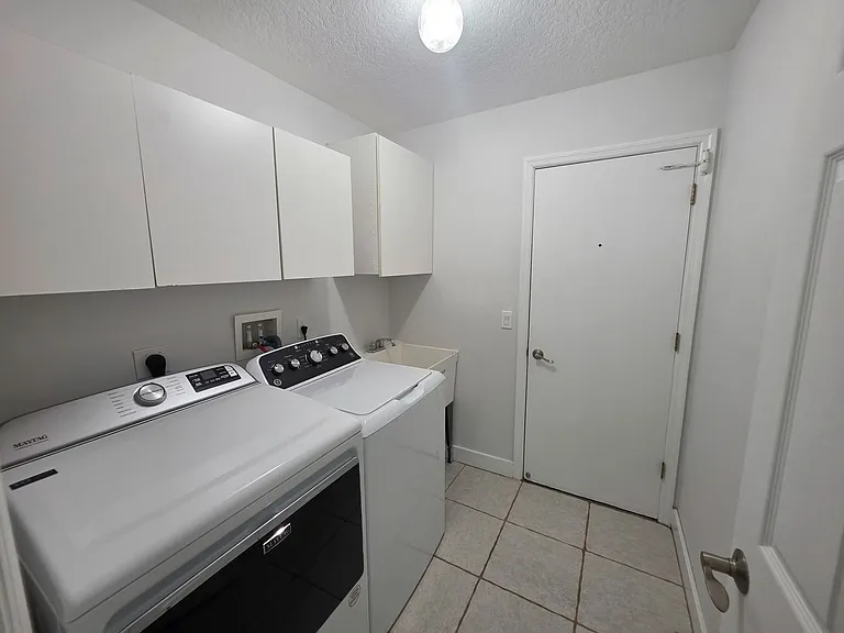 5230 Compass Pointe Cir — Photo 15