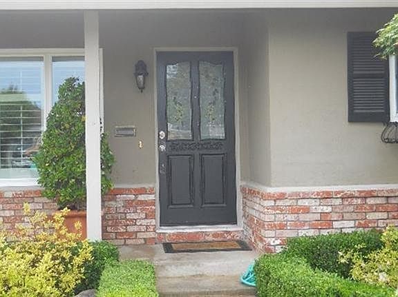 3rd image of 268 N Oak Ave