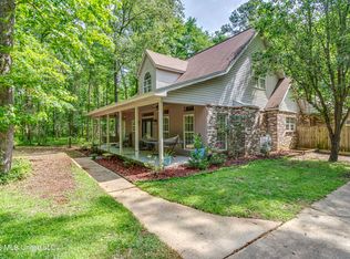 279 Fox Run Rd, Brandon, MS 39047