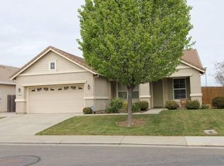 4825 Chamberlin Cir, Elk Grove, CA 95757