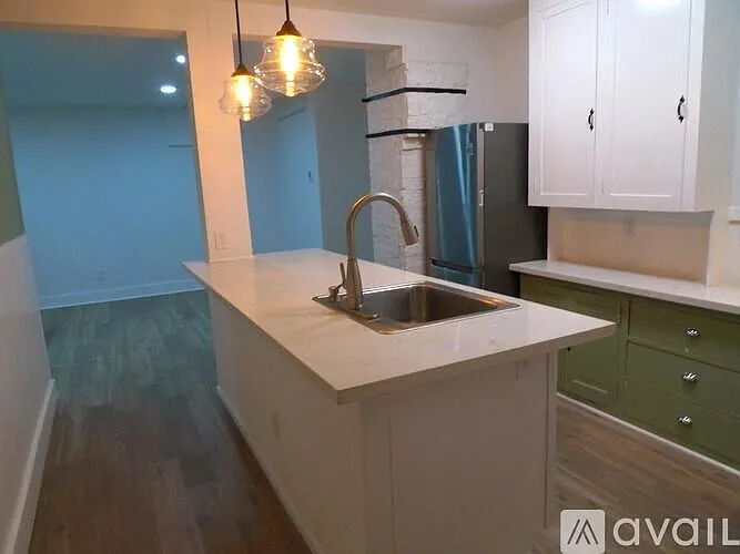 4523 SW Stevens St Unit A — Photo 3