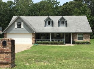 1904 Fuller Springs Dr, Lufkin, TX 75901