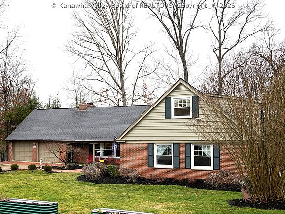 2nd image of 1419 Nottingham Rd