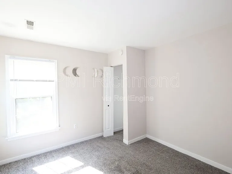 6004 Manor Park Ter — Photo 31