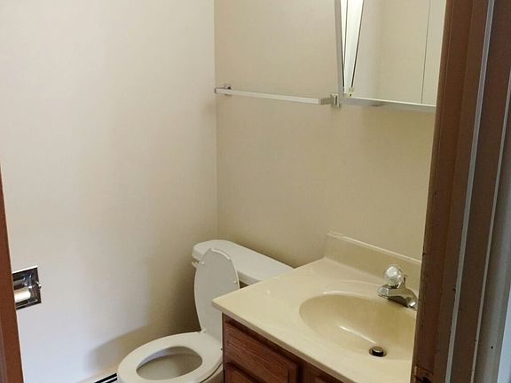 5th image of 6633 Scott Ln APT 9