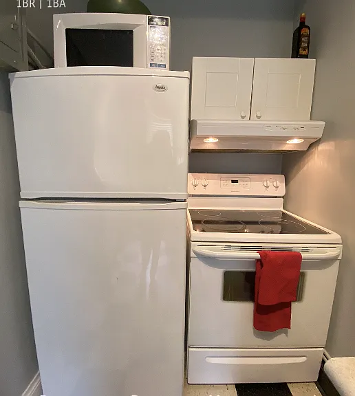 2305 Victoria Ave — Photo 42