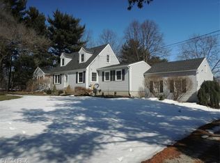 9097 Shepard Rd, Macedonia, OH 44056