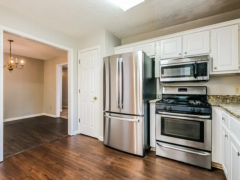 2991 Dalton Ln — Photo 10
