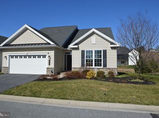 543 Allegiance Dr, Lititz, PA 17543