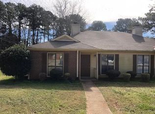 616 Greenvale Rd, Lawrenceville, GA 30043