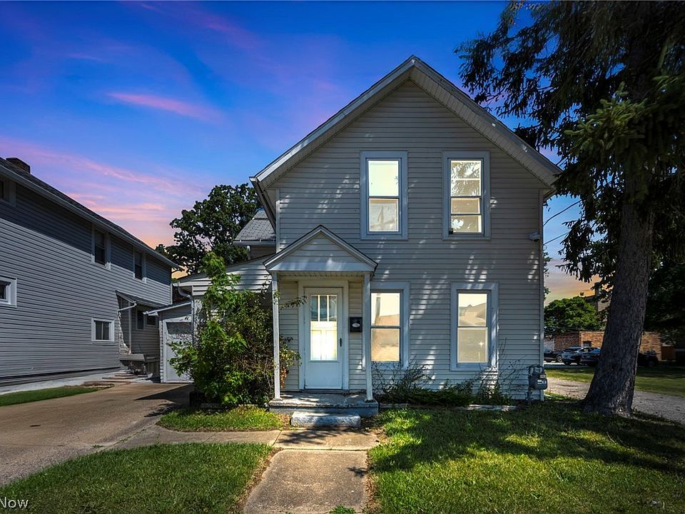 1st image of 1028 W 5th St