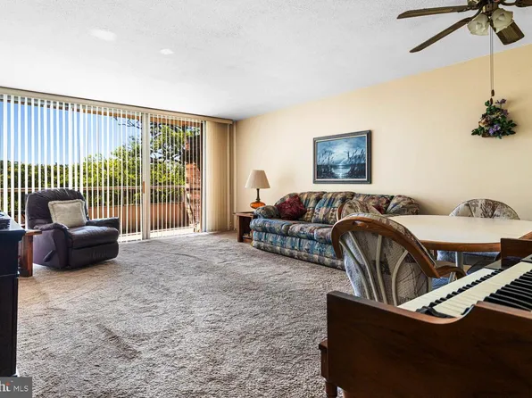 100 West Ave #411, Jenkintown, PA 19046