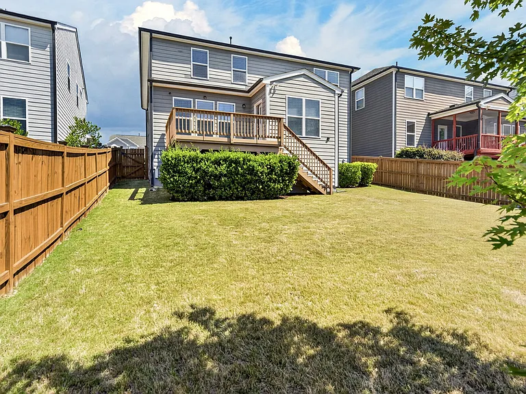 240 Tilth St — Photo 37