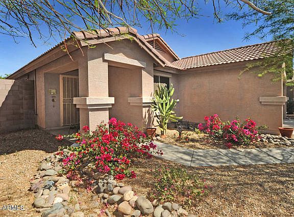 4th image of 15776 W Yavapai St