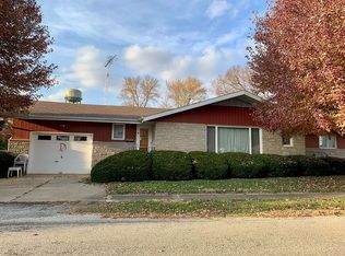 401 N Kentucky St, Greenup, IL 62428