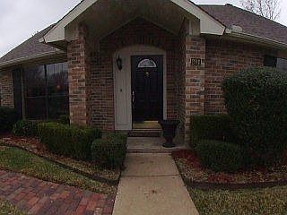 1st image of 201 Whispering Hills Dr