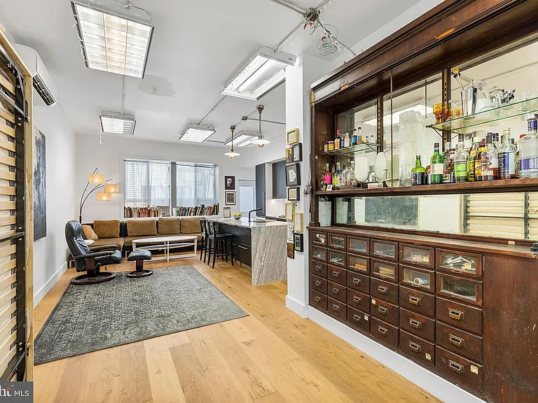 2020 E Fletcher St #1&2 — Photo 33
