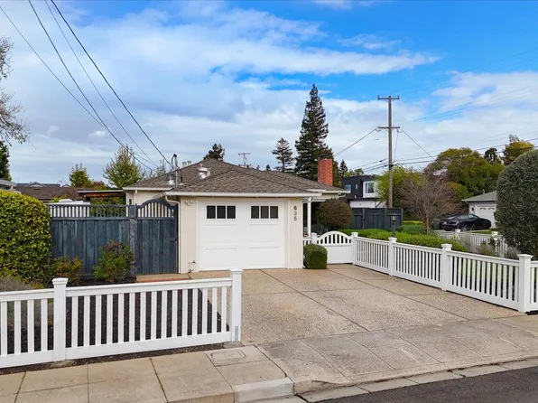 635 Park Ave, San Carlos, CA 94070