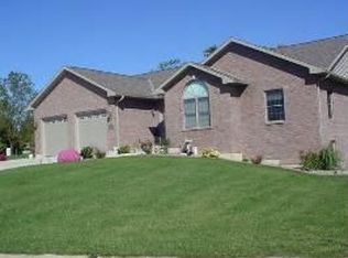 2712 N 16th St, Quincy, IL 62305