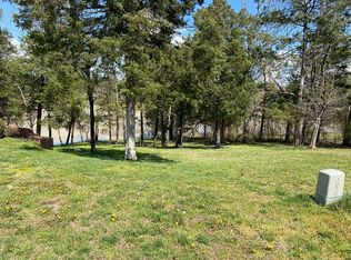 182 Ginger Lake Dr, Rock Spring, GA 30739