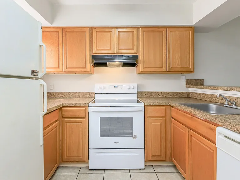 Winter Park Woods Apartments — Photo 21