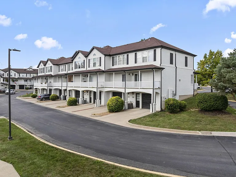 The Louis Townhomes — Photo 47