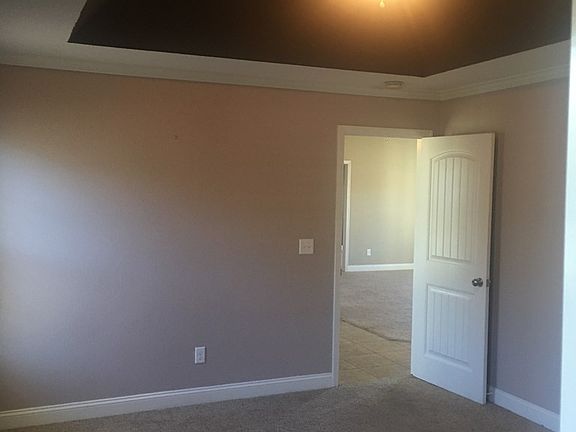 5th image of 56 N Moody Dr