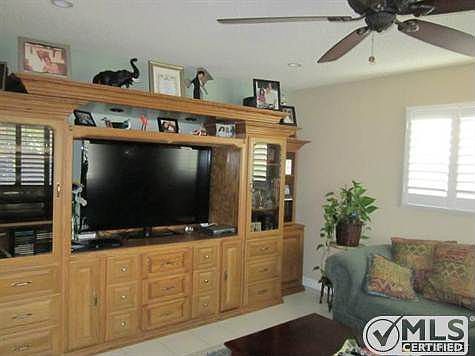 2nd image of 24219 Vanowen St
