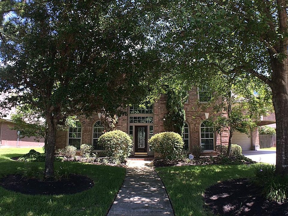 1st image of 22218 N Lake Village Dr
