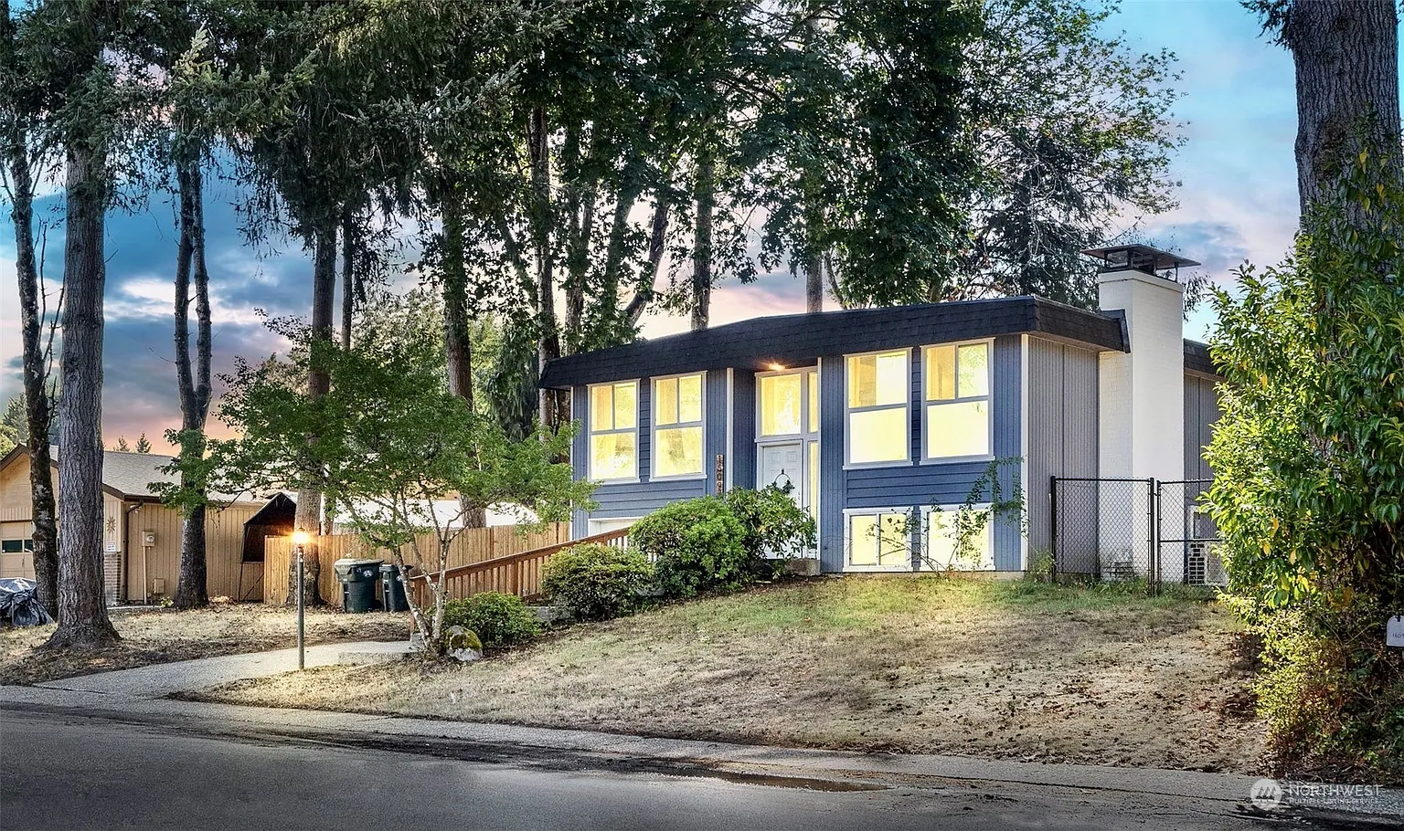 1609 Homann Drive SE photo 1