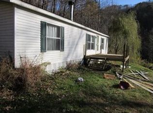 60 Gum Rd, Ermine, KY 41815