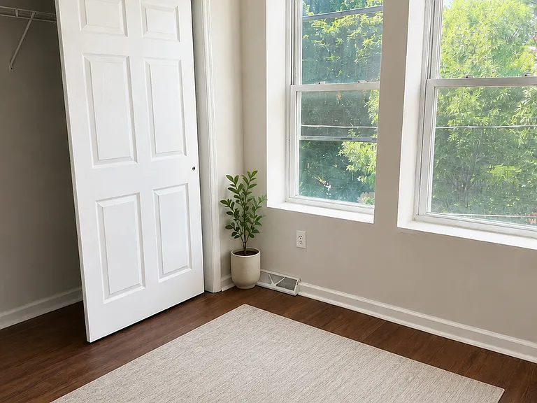 70 Morris St #2 — Photo 10