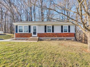 595 Stacie Dr, Vinton, VA 24179