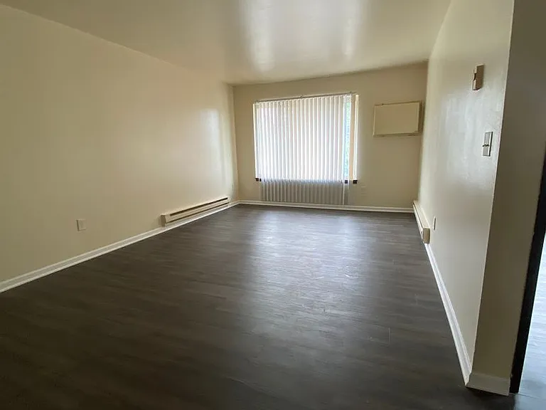 7501 W Green Tree Rd — Photo 3
