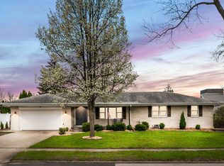 104 Ruth Rd, Bloomington, IL