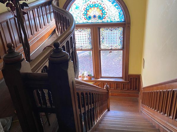 (undisclosed Address)