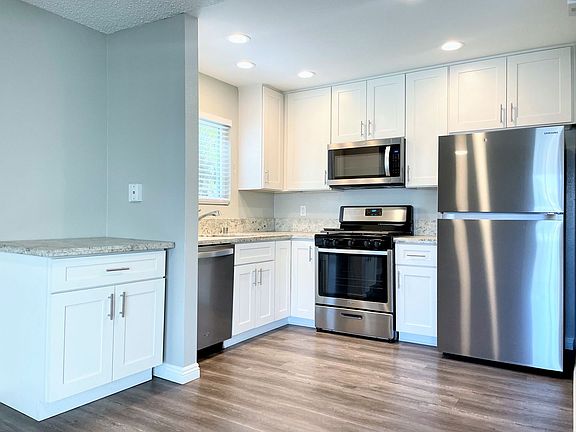 4th image of 3145 Carlsbad Blvd APT 105