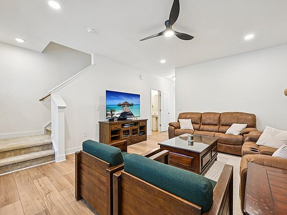 5th image of 55 Honeydew Way