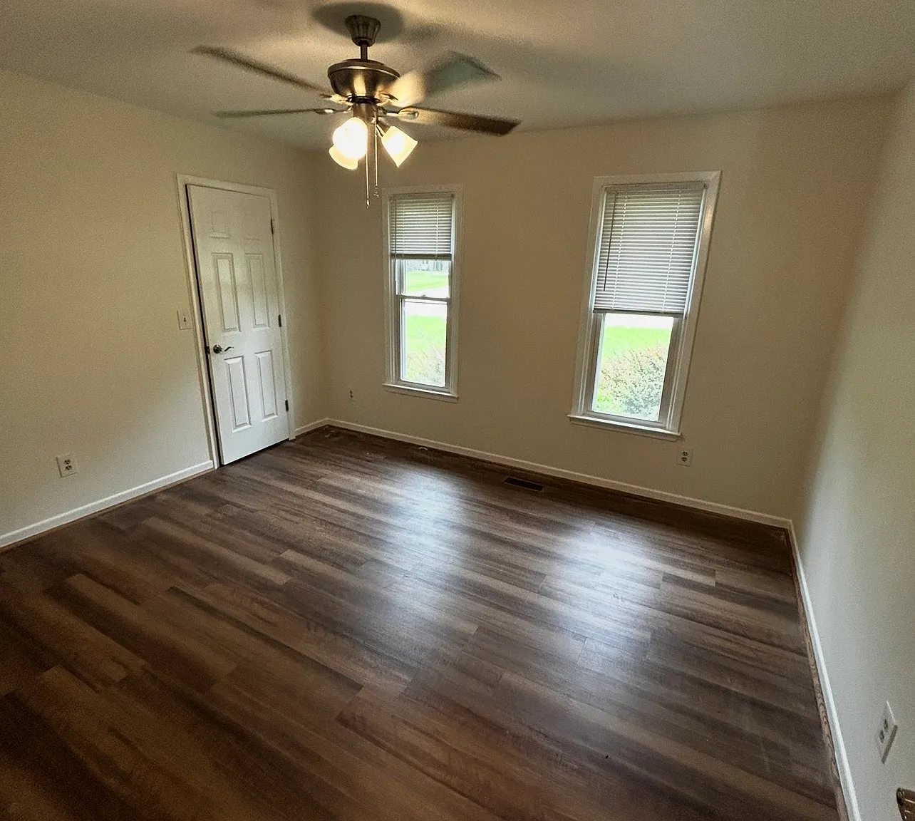2 bed, 1.5 bath, 1280 sqft, $1,500 — Photo 4