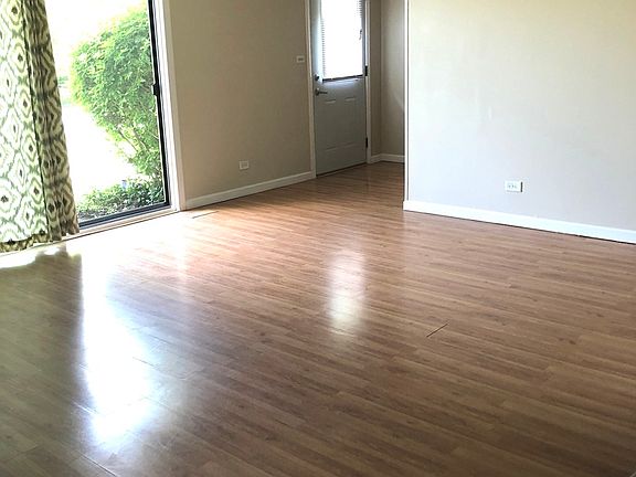 4th image of 1409 Ellisville Ln #0