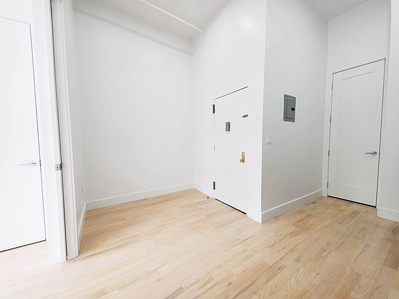 5th image of 220 W 122nd St APT 2F