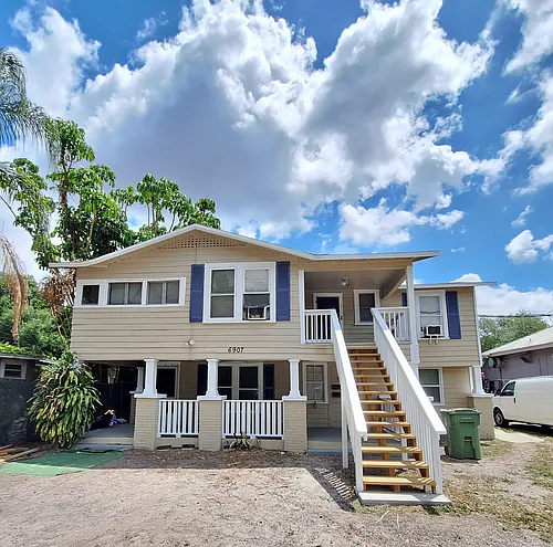 6907 N Navin Ave #3 Photo 1