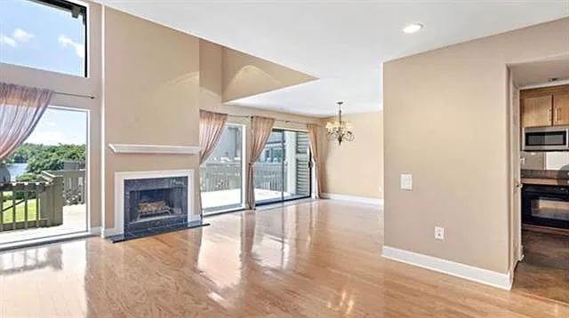 404 Tchefuncte Oaks Dr #404 — Photo 3
