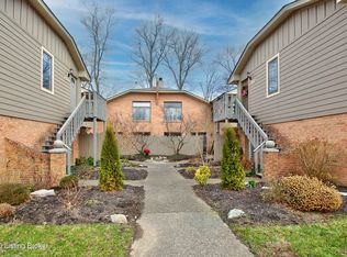 6521 Marina Dr, Prospect, KY 40059